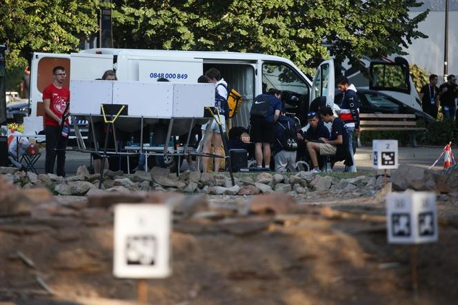 10. edycja zawodów łazików marsjańskich European Rover Challenge na terenie Akademii Górniczo-Hutniczej w Krakowie