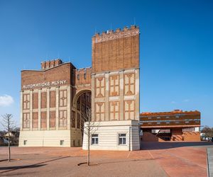 GAMPA i Przestrzeń Publiczna Młynów Automatycznych. Pardubice / Šépka architekti