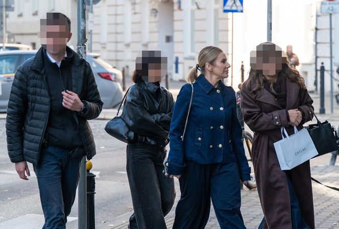 Pierwsza dama w eleganckim butiku