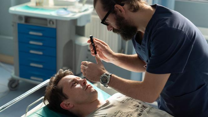 Na dobre i na złe odc. 732. Artur Bart (Piotr Głowacki), Kamil (Mariusz Bikowski)