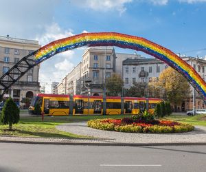 Częściowo spalona tęcza w 2012 roku