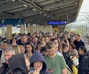 Paraliż na kolei po wypadku w Wesołej