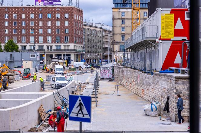 Parking podziemny pod placem Powstańców Warszawy w budowie