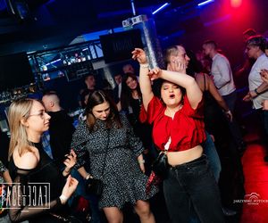 Face to Face w Rybniku. Urodziny szefa w stylu Retro Party