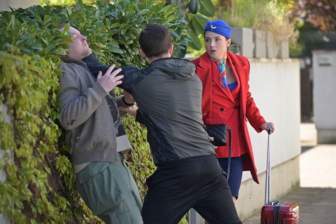 Pierwsza miłość, odcinek 4023: Iga zakocha się w Alanie? Uratuje ją przed bandytą i tak się zacznie - ZDJĘCIA