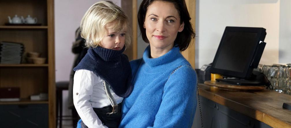 Barwy szczęścia odc. 1855. Beata (Anita Jancia-Prokopowicz), Grześ (Noah Culbreth)