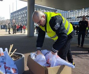 Protest hutników pod Węglokoksem w Katowicach. Co innego nam mówią, a co innego robią