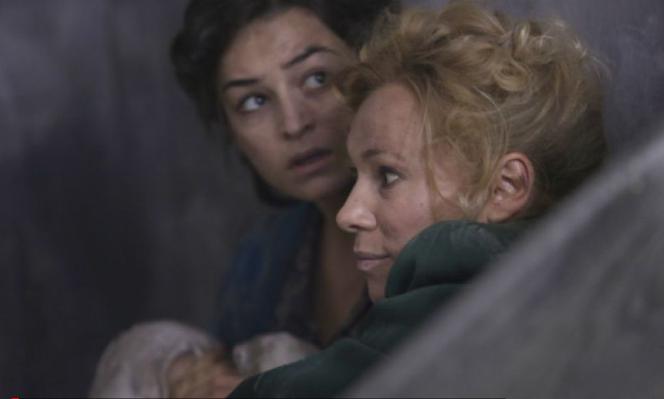	Czas honoru 7 sezon. Lena (Agnieszka Więdłocha), Emilka (Sonia Bohosiewicz)