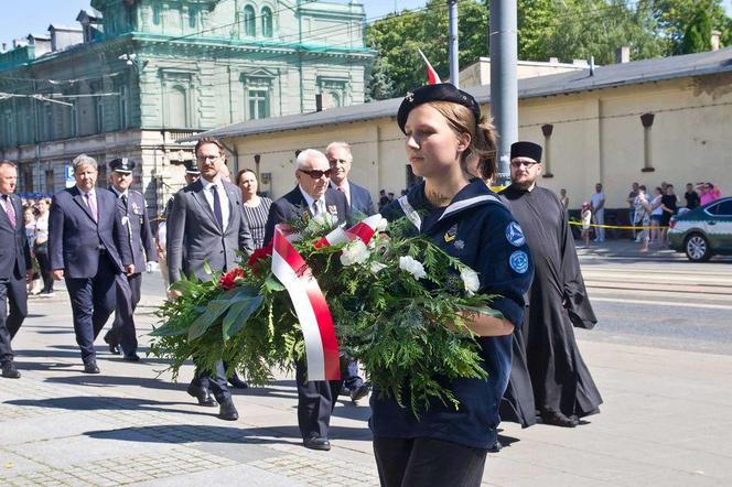 Łódź. Obchody Święta Wojska Polskiego na Placu Katedralnym