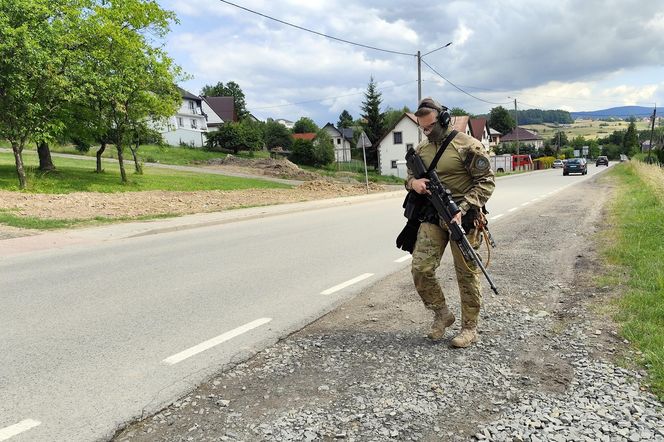 Duda przyłożył mi pistolet do głowy". Błagał go o życie. Przeżył dzięki opatrzności