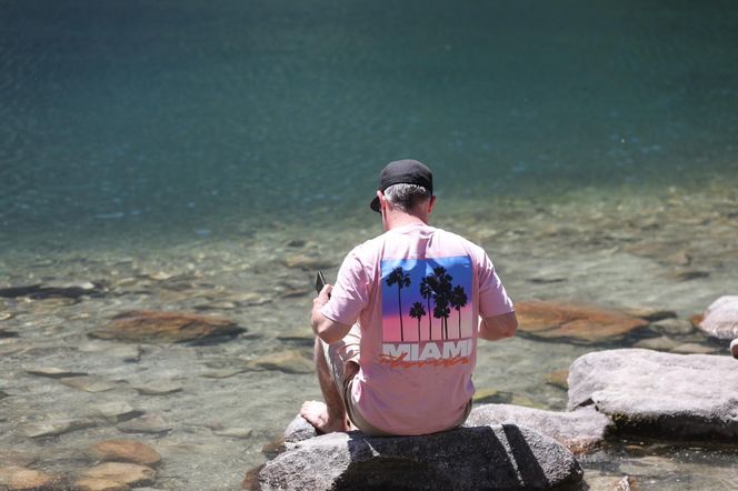 Turyści w drodze na Morskie Oko