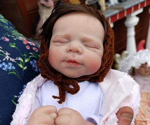 Agnieszka Ciećko zbiera lalki