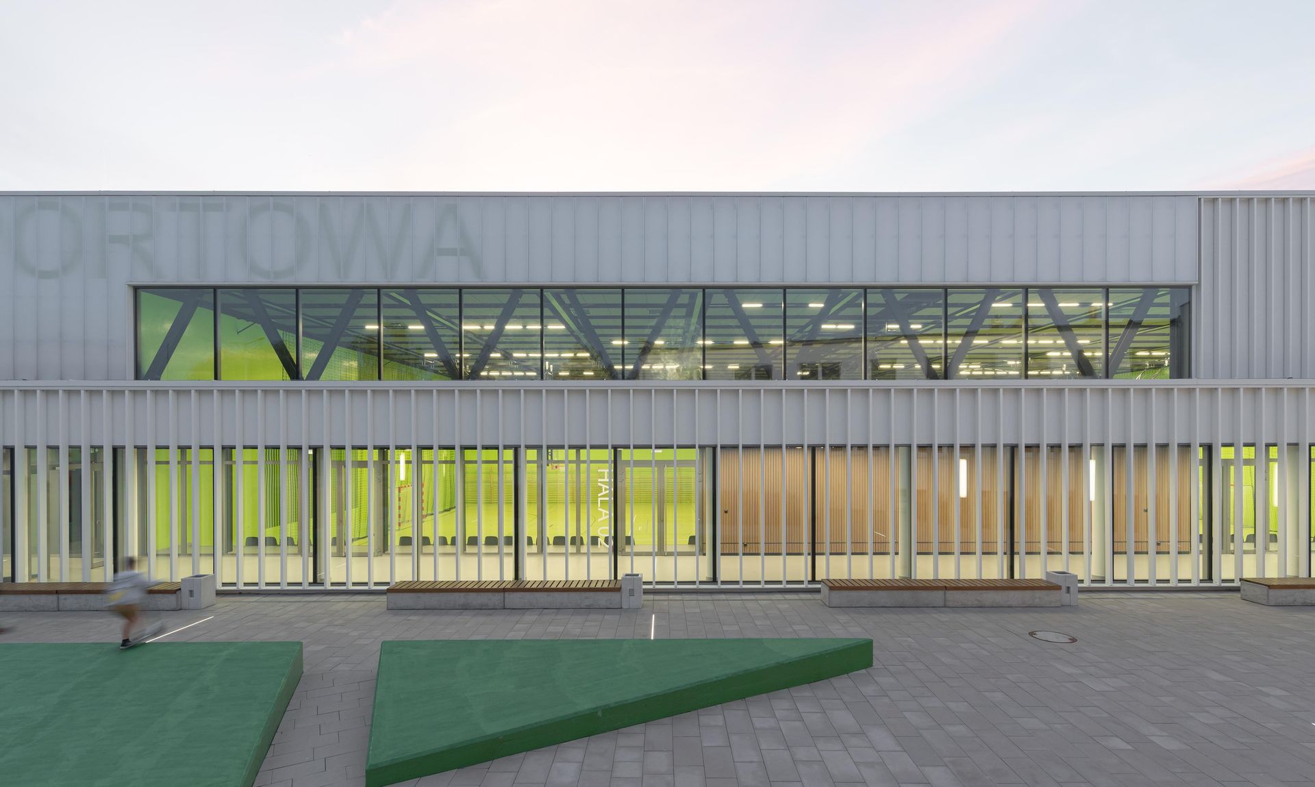 Hala widowiskowo-sportowa | Książ Wielkopolski