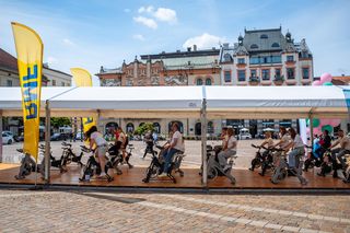 2,5 miliona w 48 godzin! Rekordowa pomoc dla dzieci z terenów zalanych