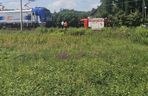 Poważny wypadek w Radziszowie. Samochód zderzył się z pociągiem, ogromne utrudnienia w ruchu