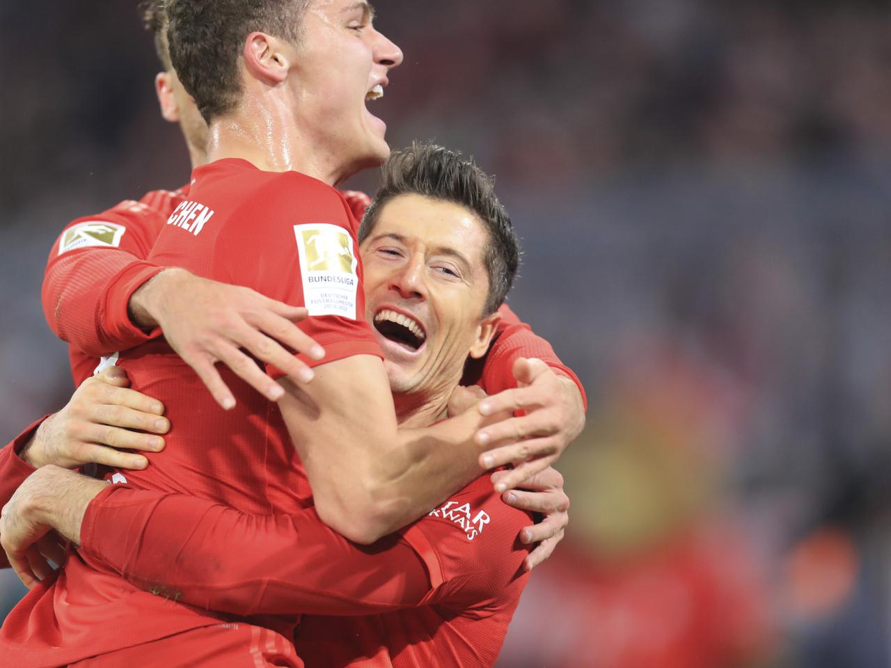 Liga Mistrzów 2019: TVP i Polsat - transmisja meczów 26-27.11. Gdzie oglądać ONLINE i TV?