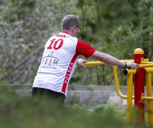 Były minister z PiS Robert Telus na siłowni