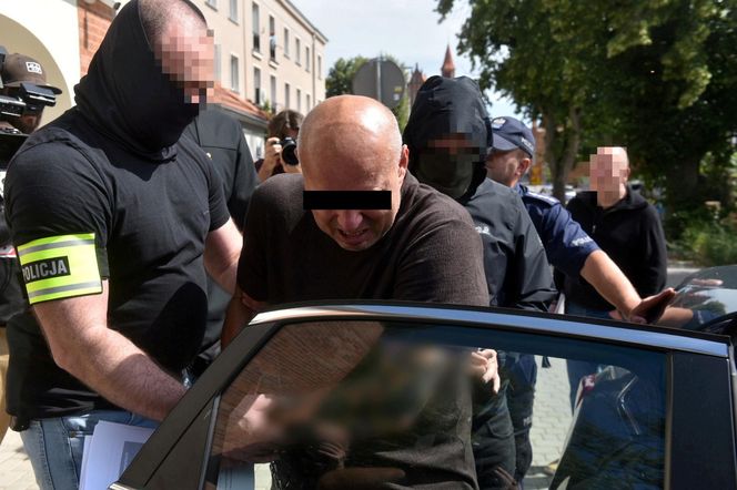 W szalonym rajdzie rozjeżdżał ludzi i niszczył auta. Zbigniew W. płakał jak bóbr