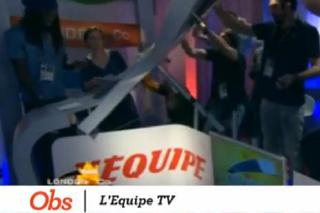 Francuscy mistrzowie ZDEMOLOWALI studio telewizji! Byli pijani w sztok! YOUTUBE