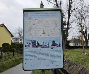 Zabytkowy kościół św. Sebastiana w Kosinie