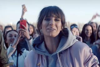 Sylwia Grzeszczak w reklamie T-Mobile! Co śpiewa? [VIDEO]