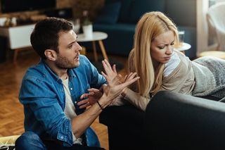 Te zdania z ust partnera to czerwone flagi. Jeśli je słyszysz – wiej