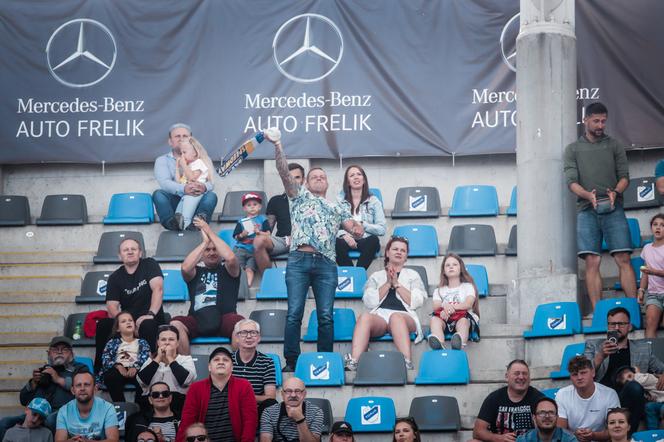 Apator Toruń - Stal Gorzów, zdjęcia kibiców z Motoareny. Emocje podczas 12. kolejki PGE Ekstraligi
