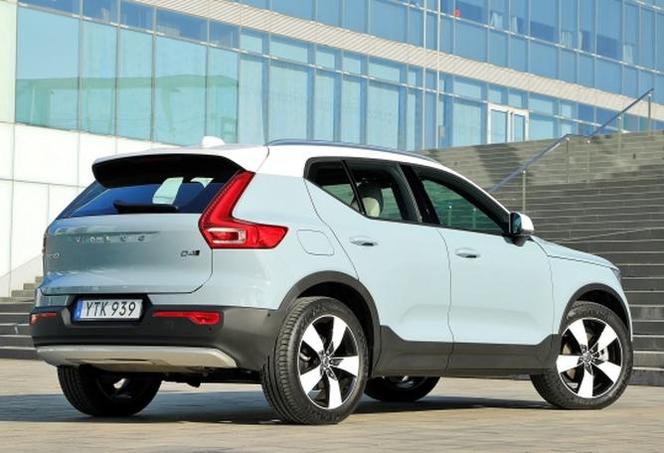 Volvo XC40 D4 Momentum