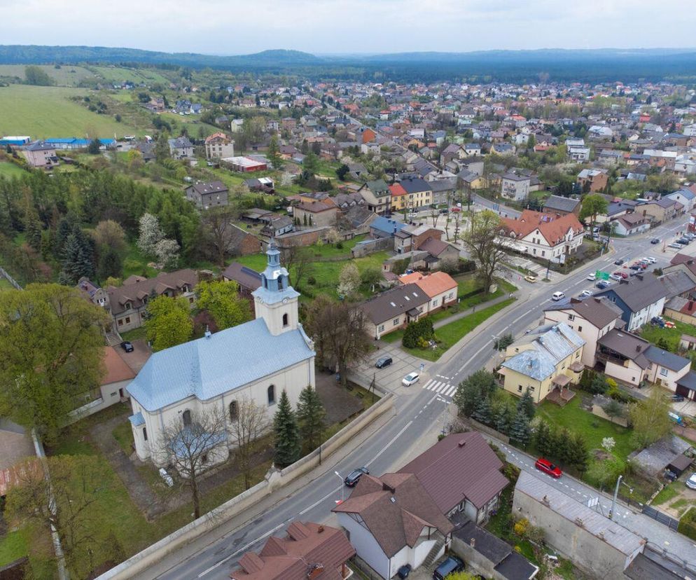 Ogrodzieniec przeciwko hejterom. Jest uchwała