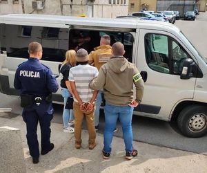 Ogólnopolska akcja policji. Tysiące funkcjonariuszy, ponad 1500 zatrzymanych. Zdjęcia z działań