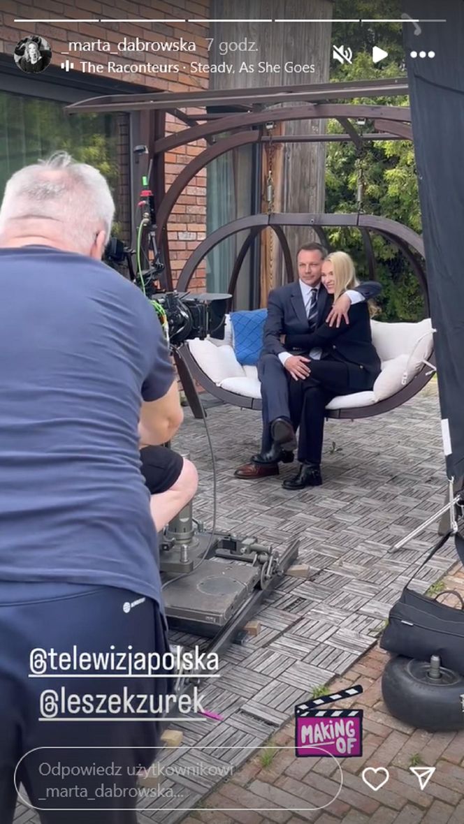 Barwy szczęścia na planie. Bruno (Lesław Żurek), Karolina (Marta Dąbrowska)