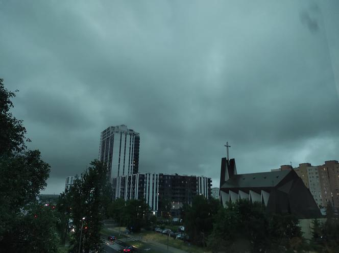 Gigantyczna burza sparaliżowała Warszawę