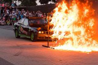 Widowiskowe Monster Truck w Grudziądzu! Zobacz kaskaderskie show na stadionie żużlowym