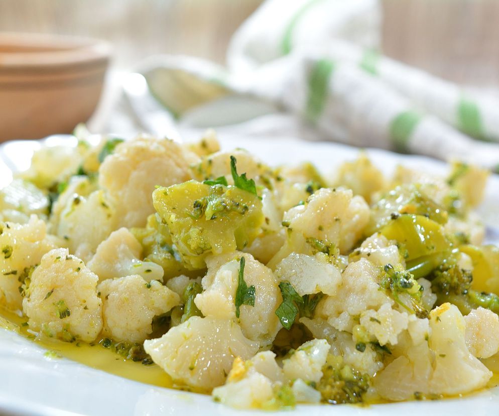 Sałatka weselna z białych warzyw wg Magdy Gessler