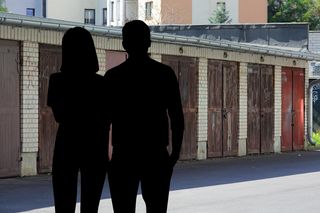 Ciało 38-latka w garażu, nieprzytomna 36-latka w szpitalu. Szokujące ustalenia! Prokuratura ujawnia