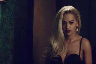 Rita Ora ft. Chris Brown - Body On Me: teledysk a w nim Rita Ora topless