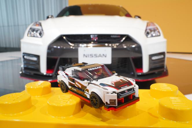 Nissan GT-R NISMO z klocków LEGO