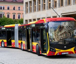 Nowe autobusy na ulicach Wrocławia. Zobacz galerię zdjęć z prezentacji!