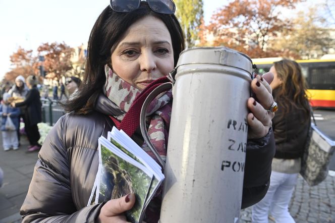 Gwiazdy kwestują na Powązkach