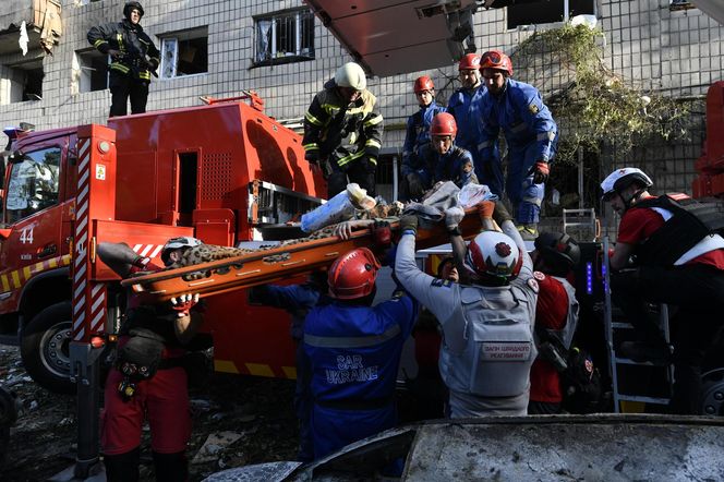 Ponad 440 dronów i 32 rakiet użyła Rosja ostatniej nocy do ataków na Kijów