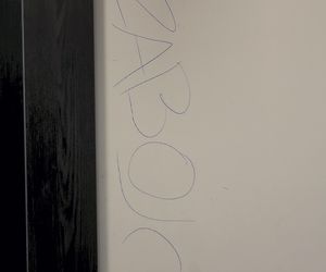 22-latek zatrzymany po ataku siekierą na Uniwersytecie Warszawskim