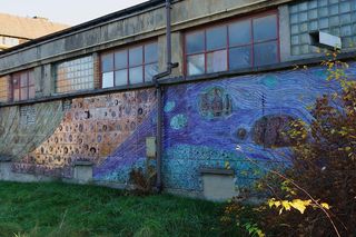 Ta małopolska wieś powstała w średniowieczu. W PRL-u przeprowadzono w niej eksperyment