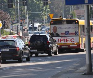 Kampania wyborcza w Kielcach. W śródmieściu najwięcej plakatów kandydatów do Sejmu i Senatu