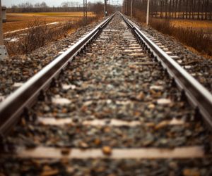 Zatrzymał towarowy pociąg i zażądał podwózki. Chciał pojechać lokomotywą na stopa 