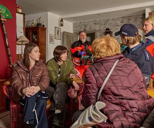 Ula i Dorota odeprą atak napastnika i sytuacja wymknie się spod kontroli. Czy córka Kamila trafi do więzienia za zabójstwo? Algierowa weźmie to na siebie!