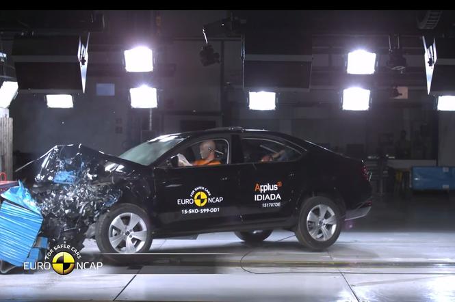 Skoda Superb III - crash test Euro NCAP 2015 