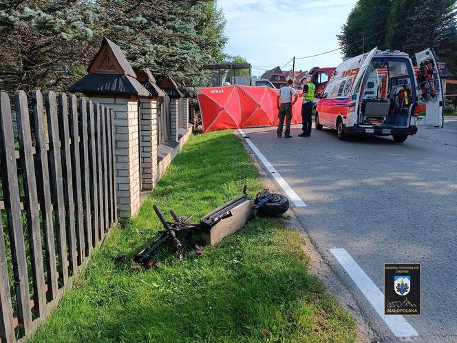 16-latek ofiarą śmiertelną wypadku w Bustryku. Potrącił go kierujący ciężarówką [ZDJĘCIA].