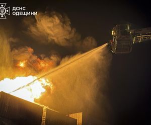 Kijów odcięty od prądu, wybuchy i pożary. Wielki atak Putina