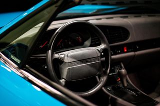 Quiz. Dopasuj model do marki. Zadanie dla prawdziwych fanów motoryzacji