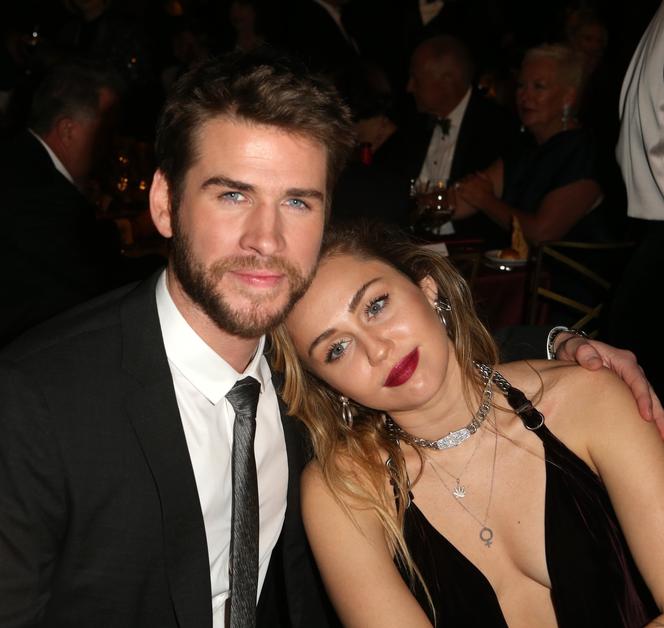 Miley Cyrus i Liam Hemsworth pierwszy raz jako małżeństwo na oficjalnej gali